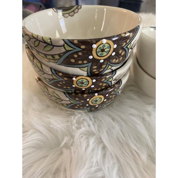 Table Top Angela Bowls. Set Of 5 4 1/2 Inch Bowls - Picture 2 of 4